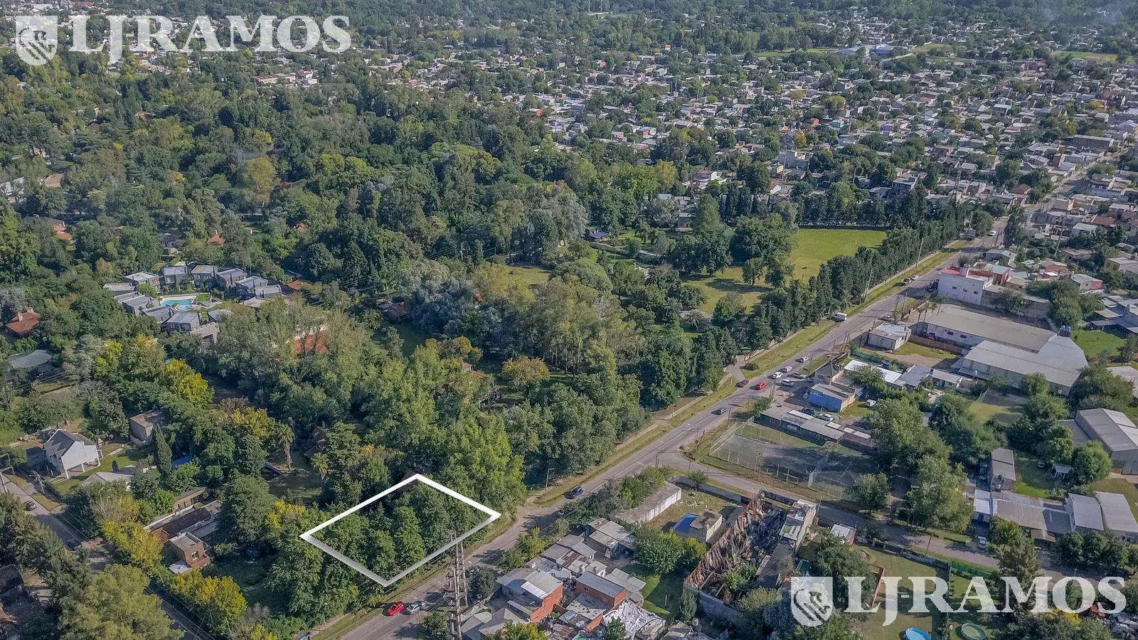 VENTA- LOTE 1200M2 - USOS MIXTOS - ZONIFIC CCS - Altura km 38,5 Panam Pilar foto 2
