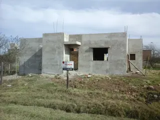Casa a terminar en Villa Catalina foto 2