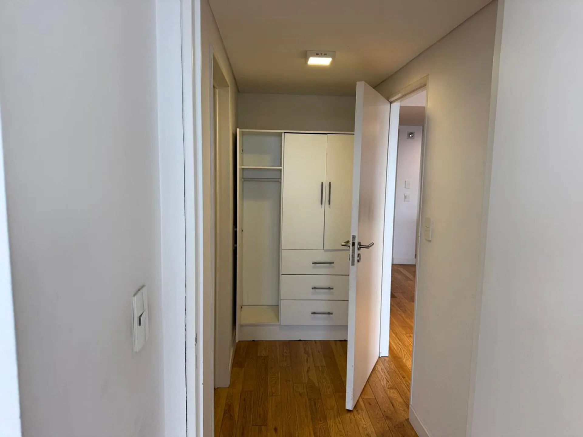 DEPTO 2 AMB EN VENTA EN NUÑEZ TORRE ASTOR c/cocher foto 5