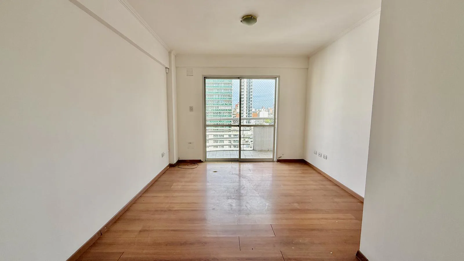 Montevideo 1500 - Departamento monoambiente en alquiler - Rosario foto 2