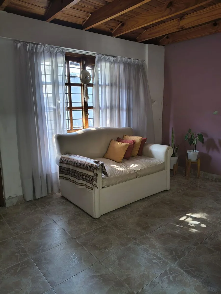 VENTA CASA 4 AMBIENTES MORON foto 5