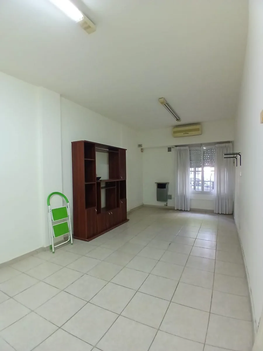Se vende un departamento monoambiente al frente - San Cristobal APTO CREDITO!! foto 2