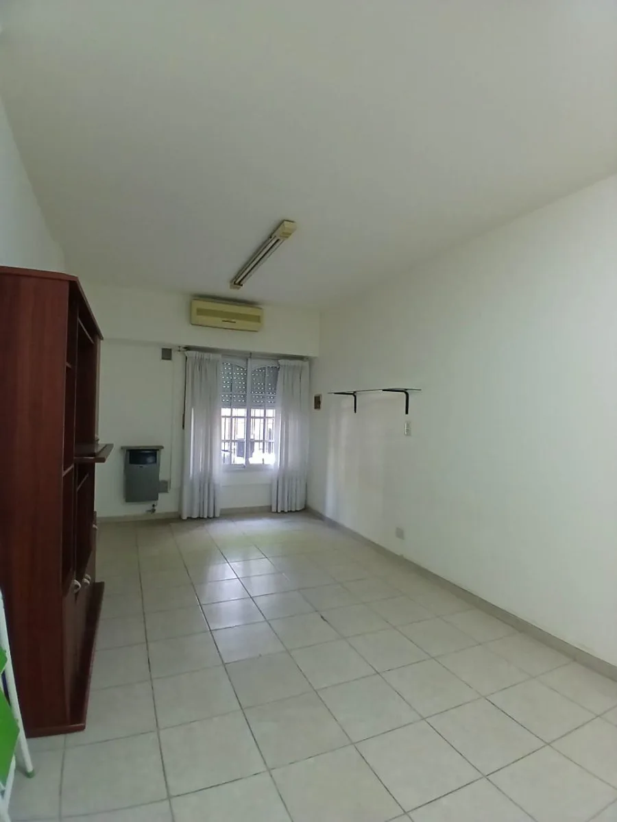 Se vende un departamento monoambiente al frente - San Cristobal APTO CREDITO!! foto 3