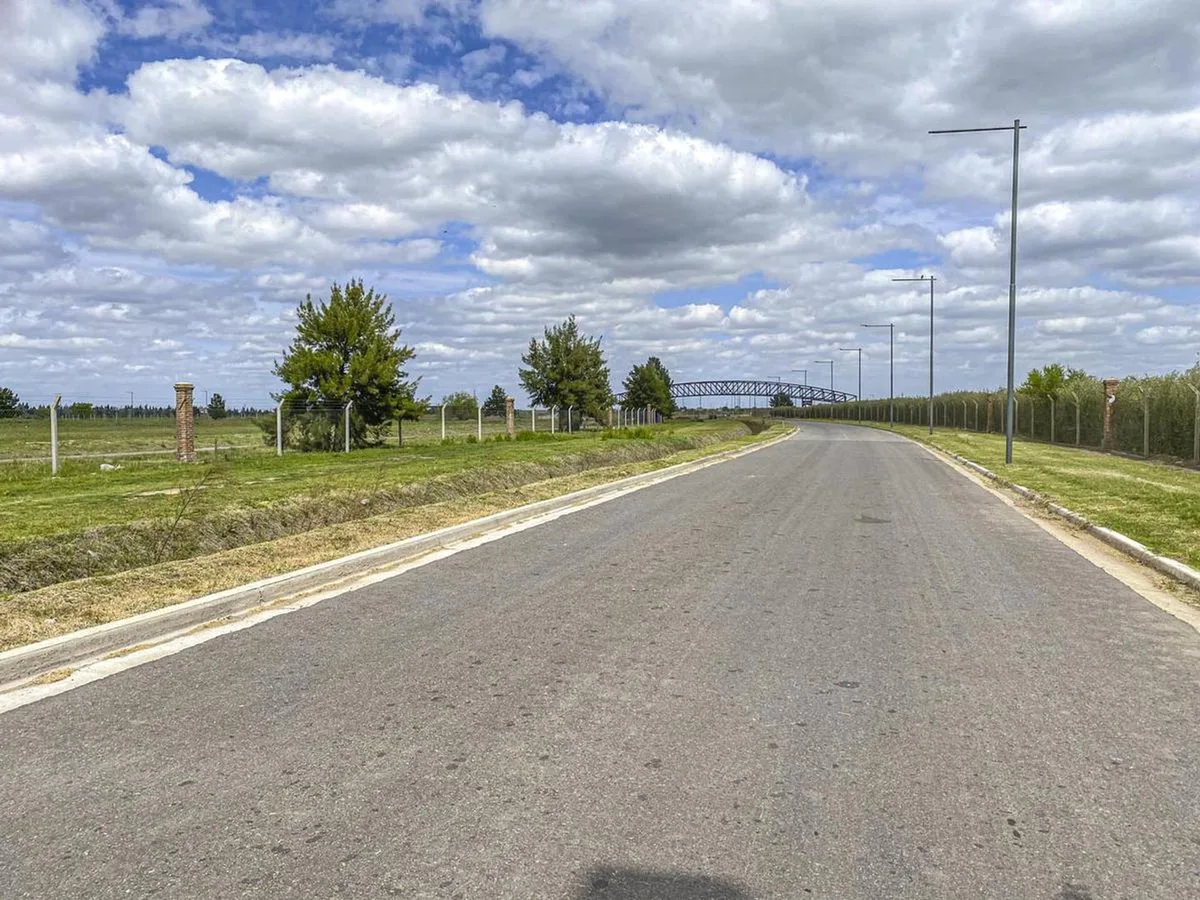 SE VENDE LOTE EN LOS PASOS 4. CUOTA DE OBRA PAGA foto 3