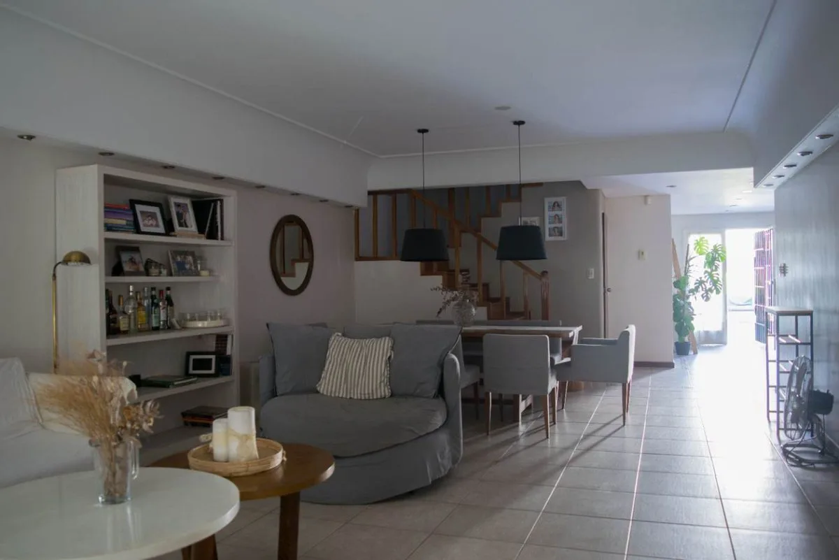 VENTA 6 AMB V. PUEYRREDÓN PILETA QUINCHO DOS COCH foto 5