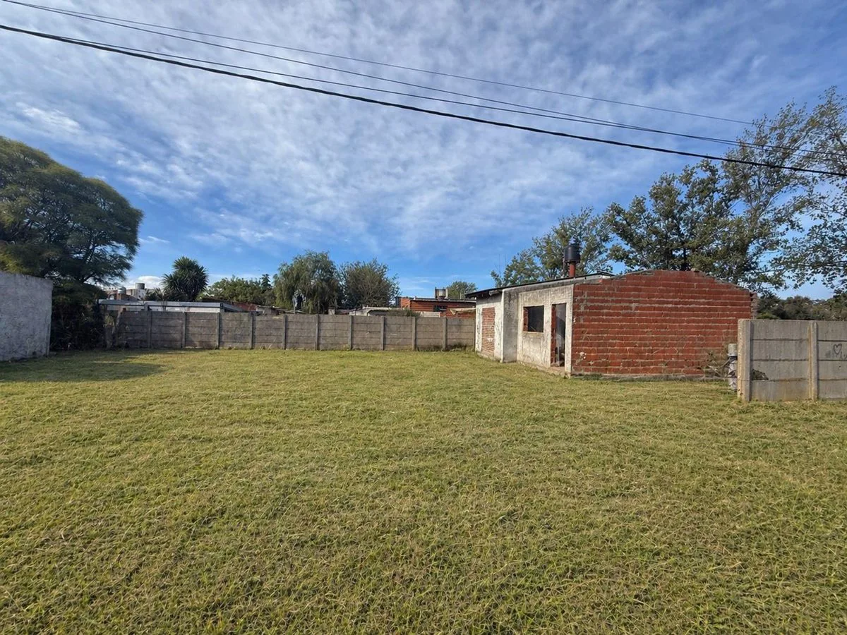 VENTA TERRENO CON CONSTRUCCION A TERMINAR foto 3