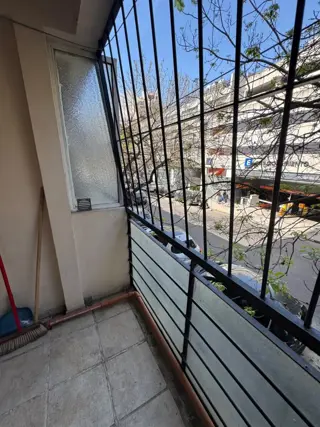 DOS AMBIENTES AL FRENTE CON BALCON EN BALVANERA foto 3