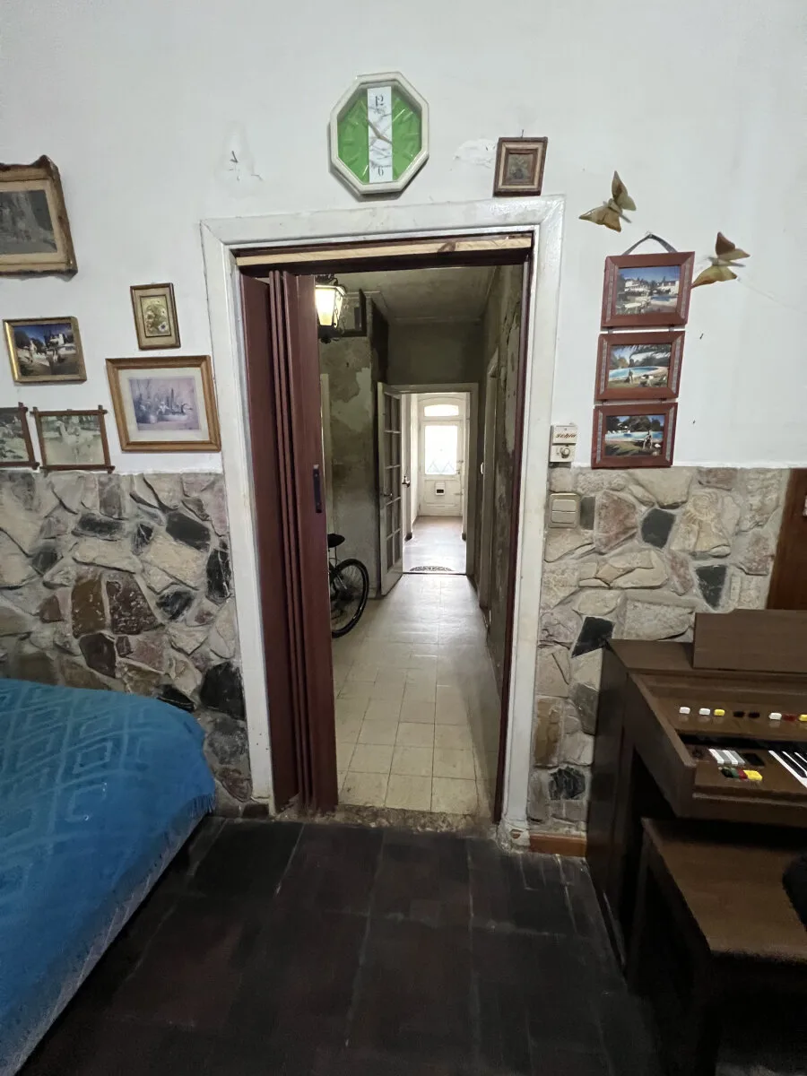 Vivienda con local a reciclar foto 5