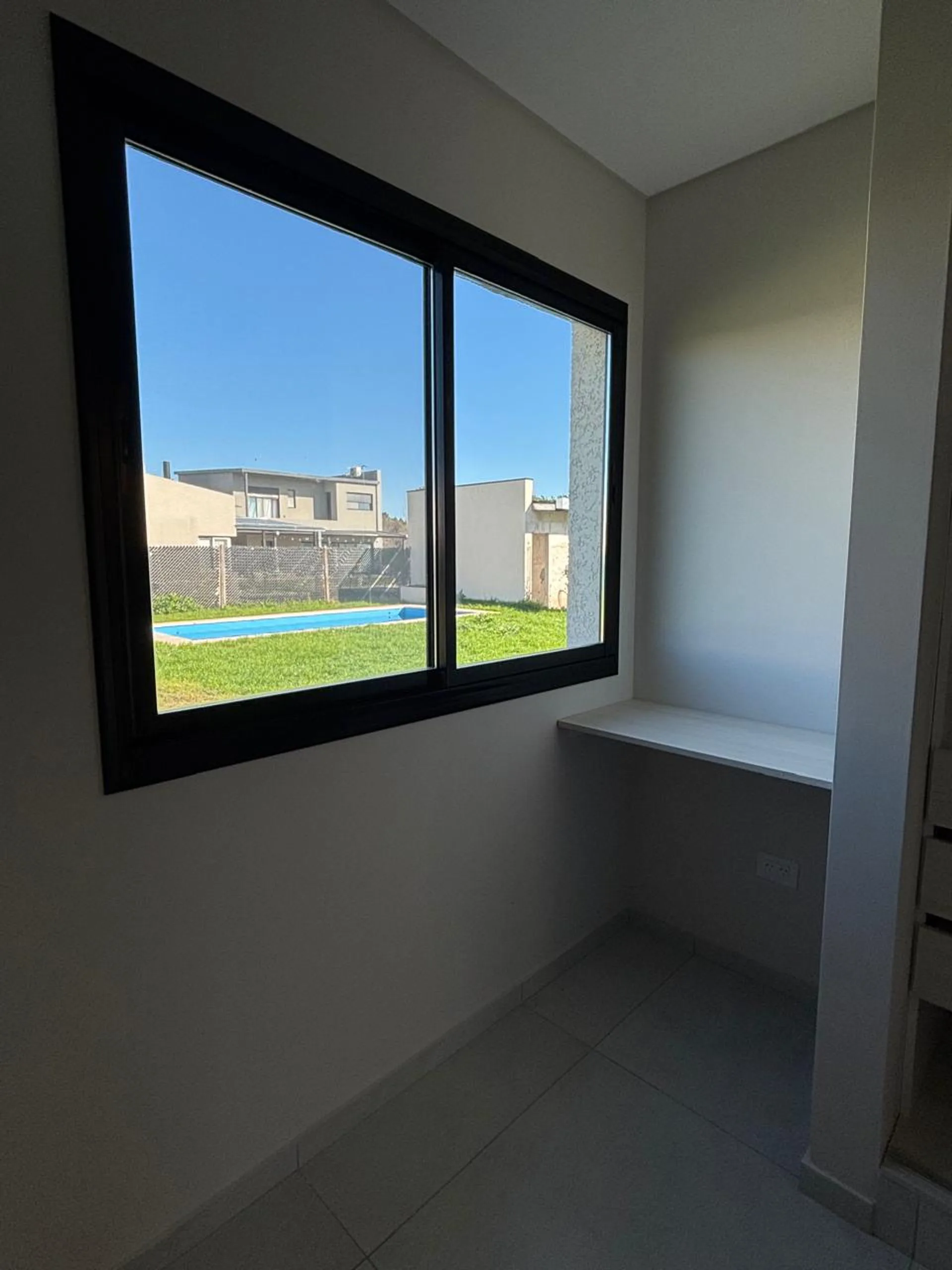 VENTA DE CASA A ESTRENAR EN DON MATEO, FUNES foto 4