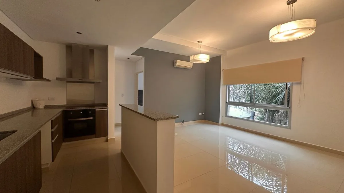 VENTA DEPARTAMENTO 2 AMBIENTES - COCHERA BANFIELD foto 3