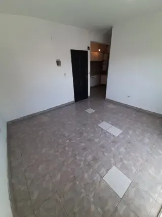 Departamento de 3 amb con balcón foto 2