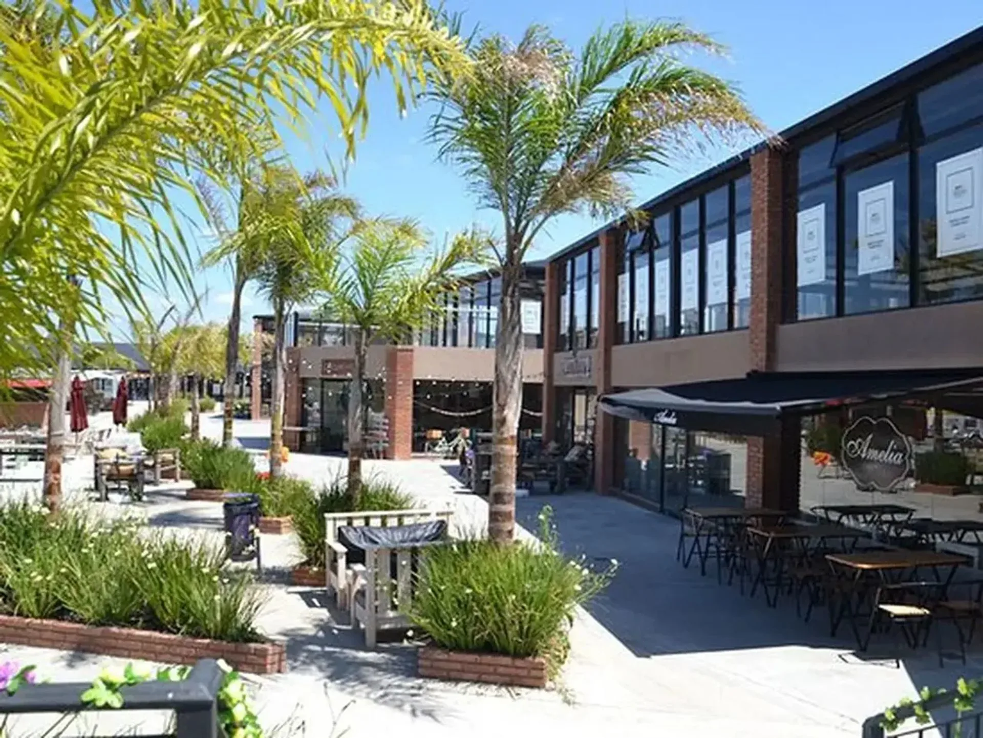 VENTA LOCAL SHOPPING DOCKS DEL PUERTO TIGRE foto 3
