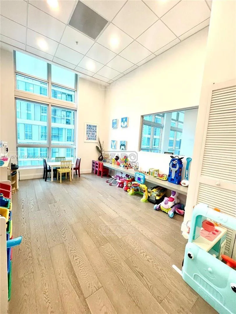 300 S Biscayne Blvd # 1803 300 foto 2