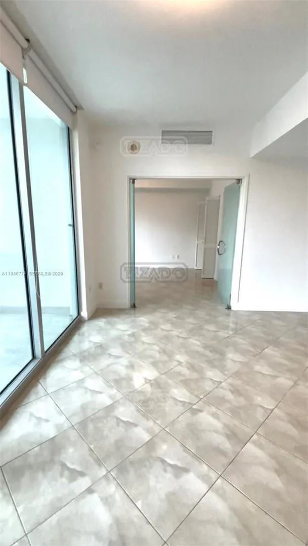 300 S Biscayne Blvd # 1803 300 foto 5
