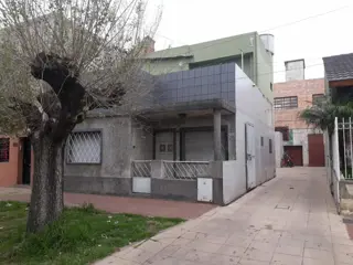 EXCELENTE DEPOSITO DE 1200 MTRS 2 foto 2