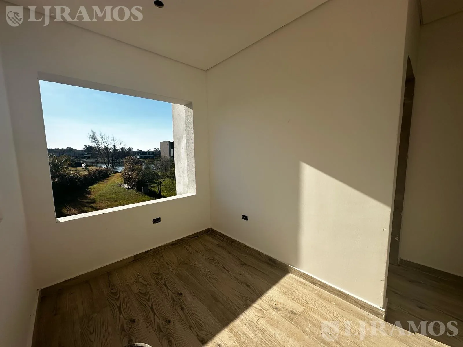 Casa en Venta a Estrenar AL LAGO Canton Norte PG foto 5