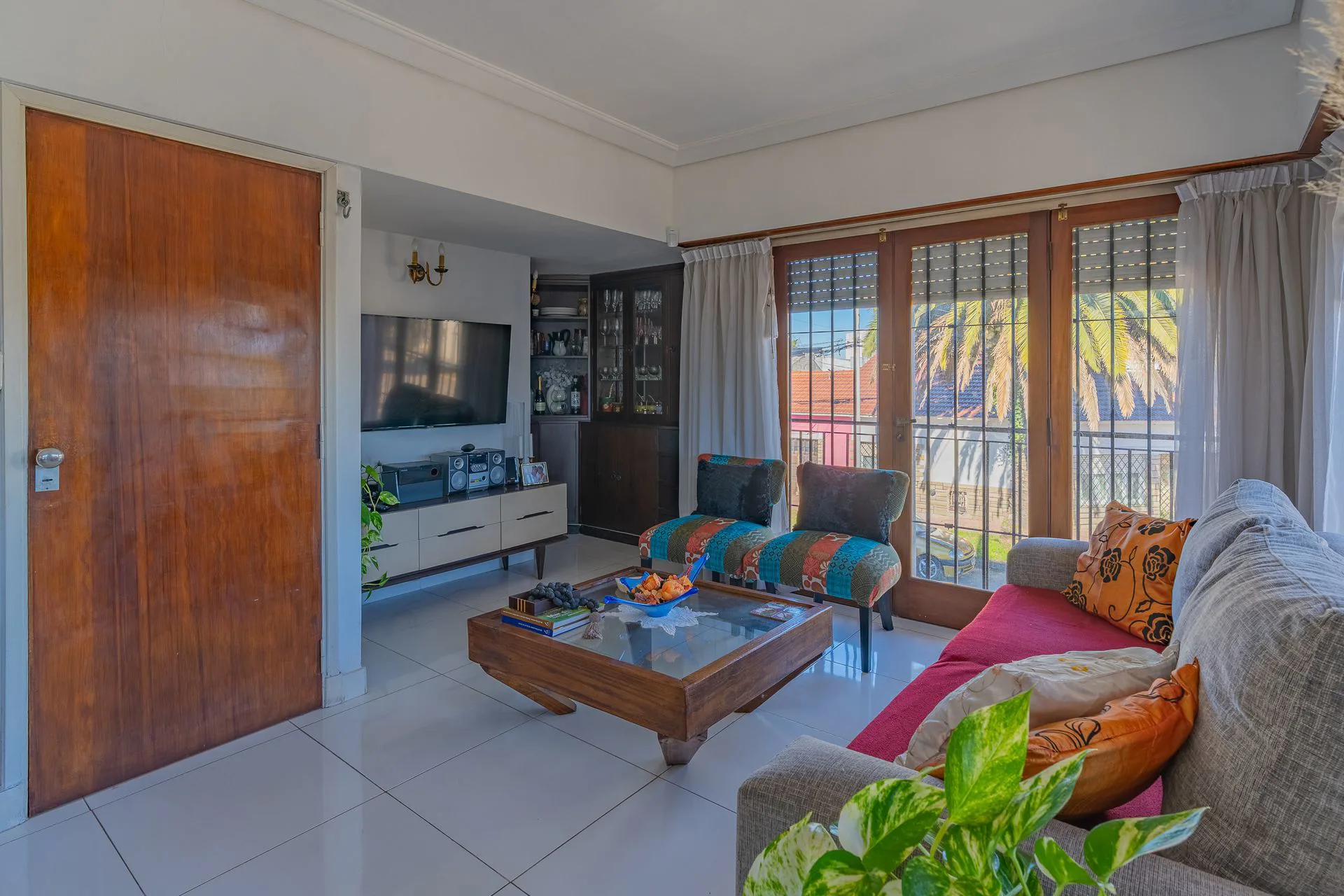 Venta PH 3 ambientes cochera quincho Sarmiento foto 5