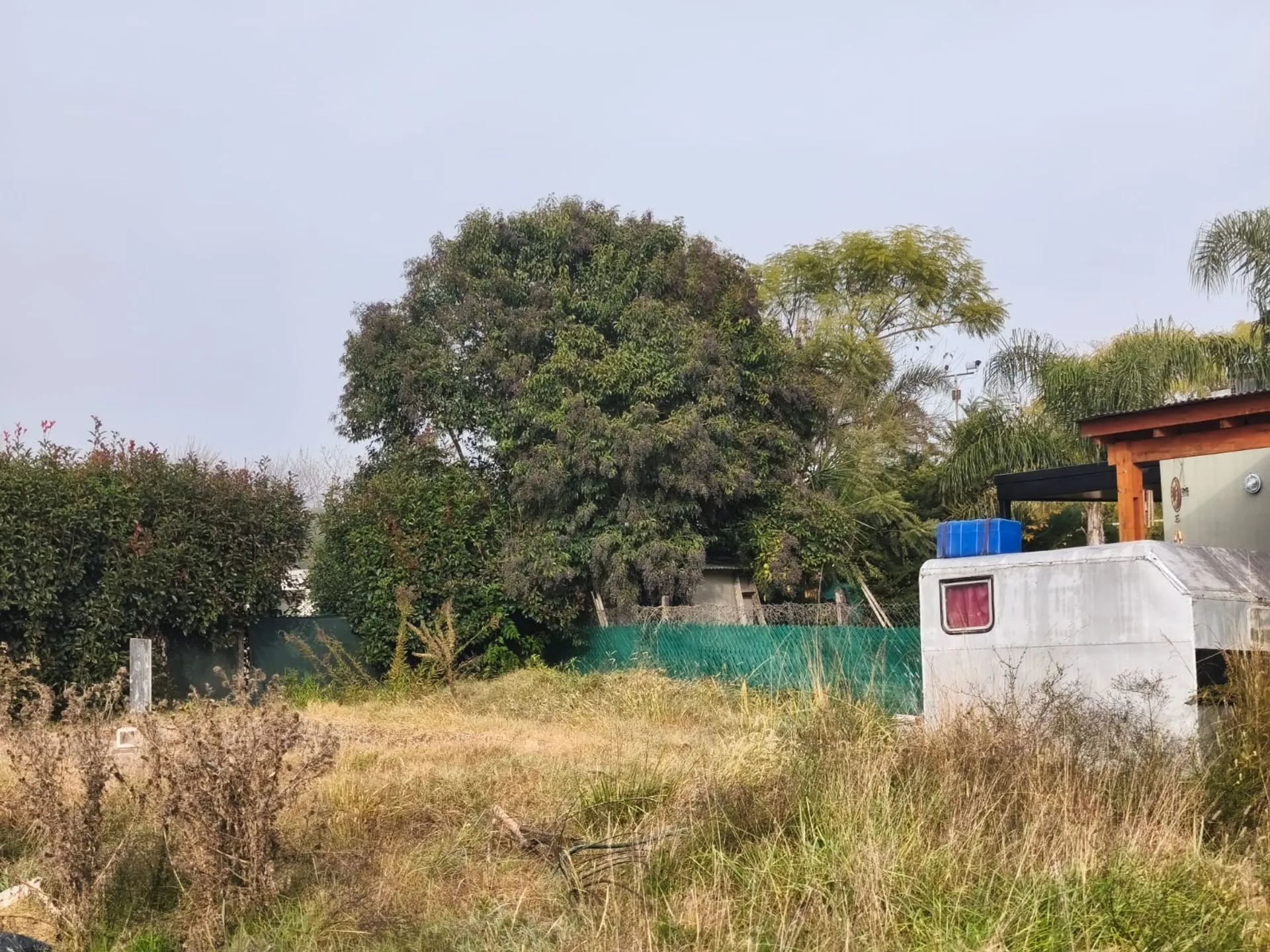 VENTA LOTE  EN FUNES 217M2  CON PILETA foto 4