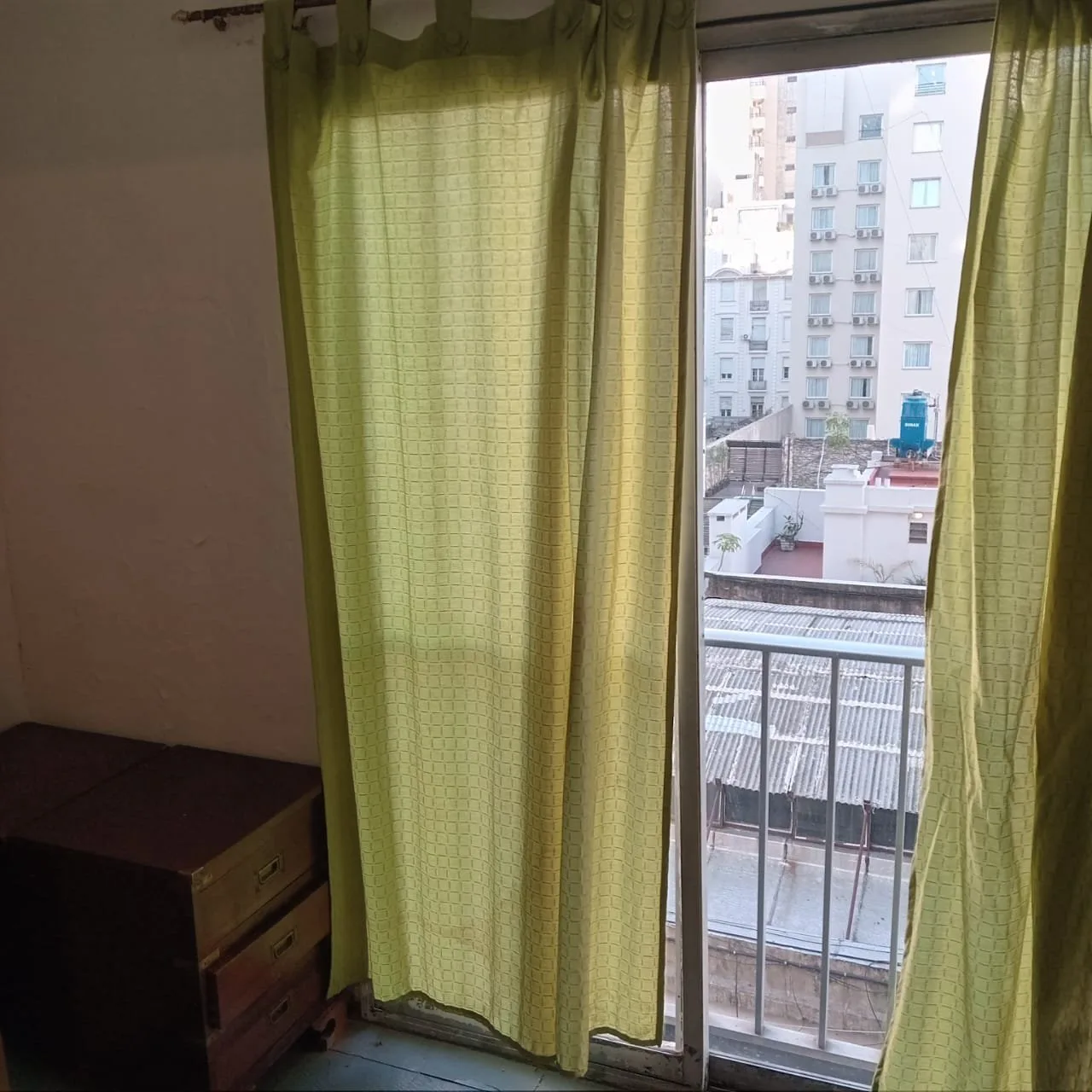 Se vende un departamento monoambiente luminoso - Retiro foto 4