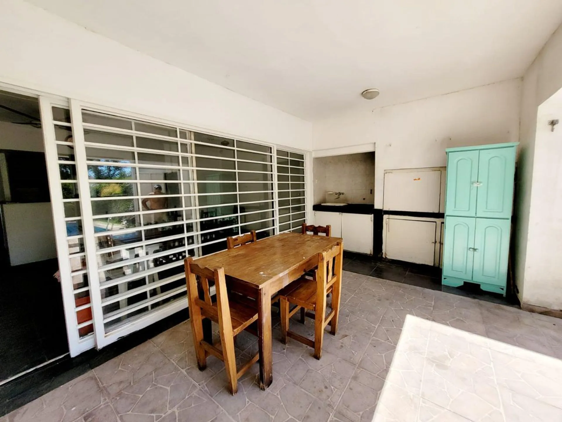 VENTA CASA 3 DORMITORIOS CON PILETA FUNES foto 3