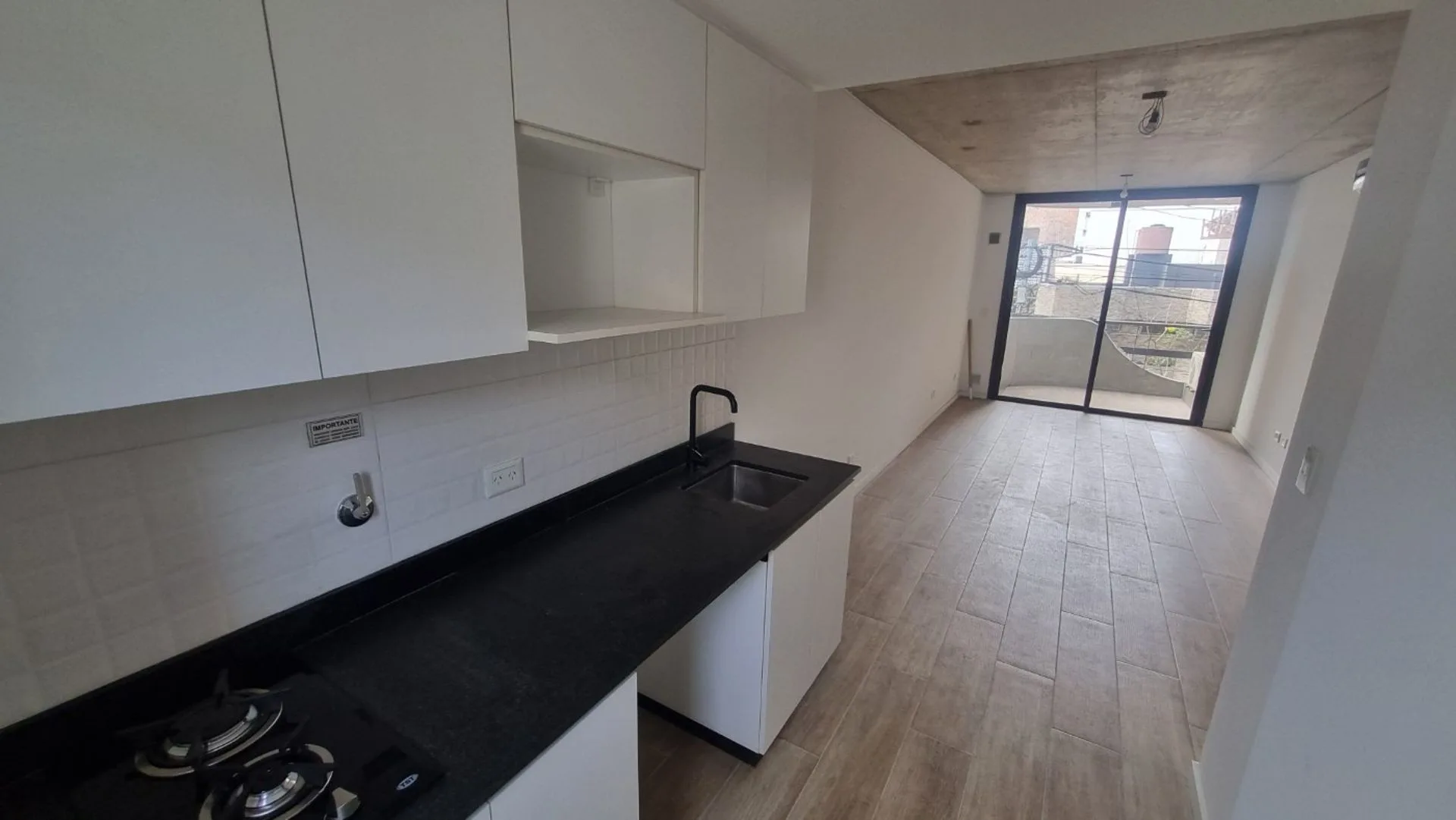 ALQUILER MONOAMBIENTE VILLA LURO BALCON AL FRENTE foto 3