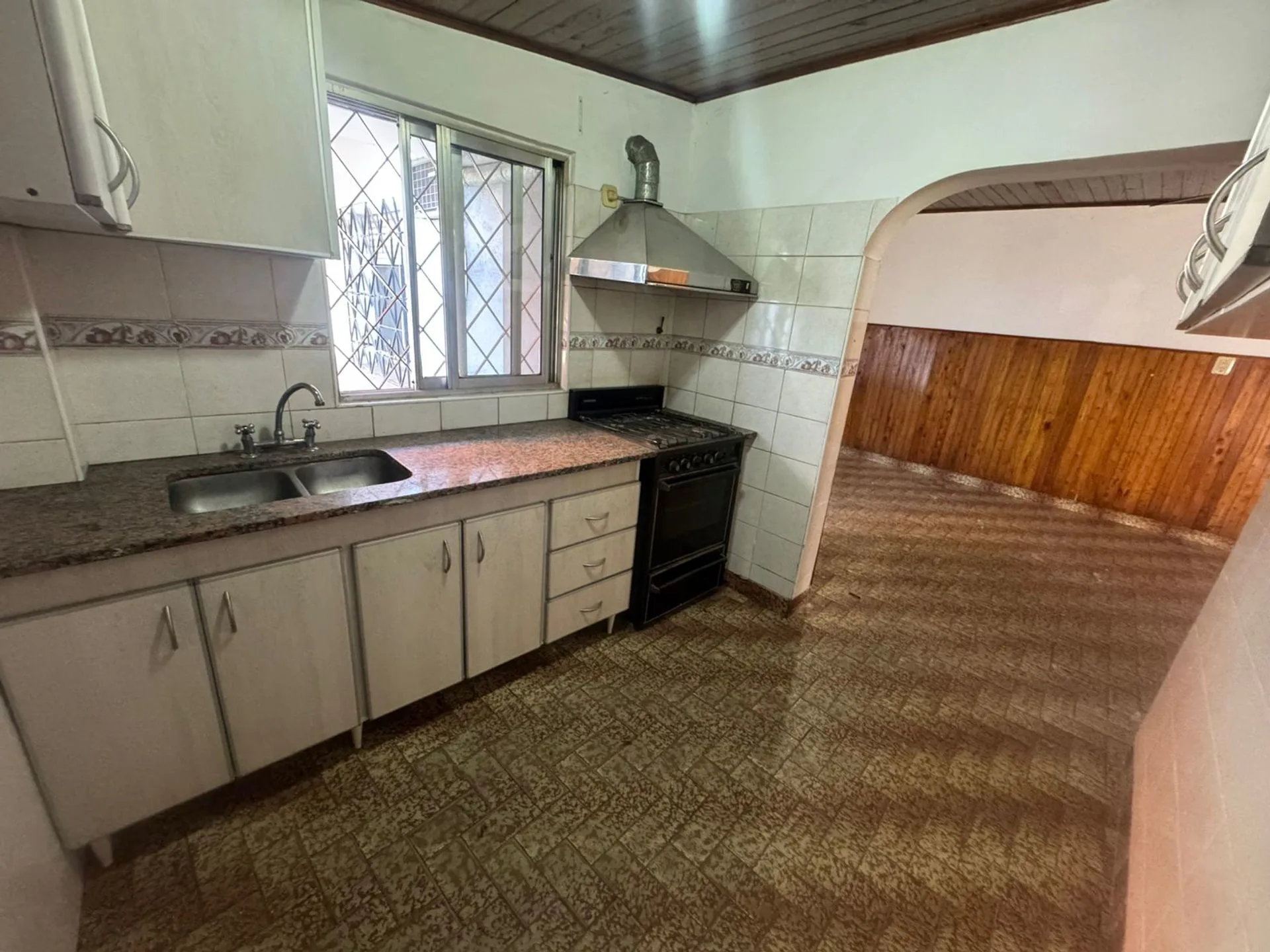 CASA EN VENTA ALDO BONZI APTA CREDITO 4 AMBIENTES foto 2