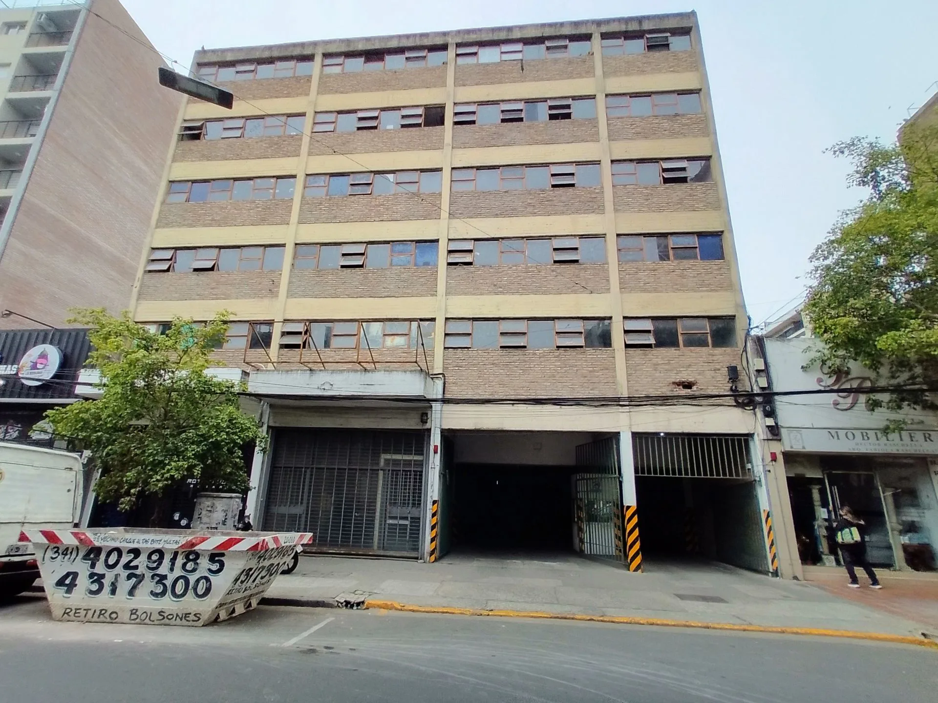 COCHERA CUBIERTA EN VENTA CENTRO ROSARIO foto 4