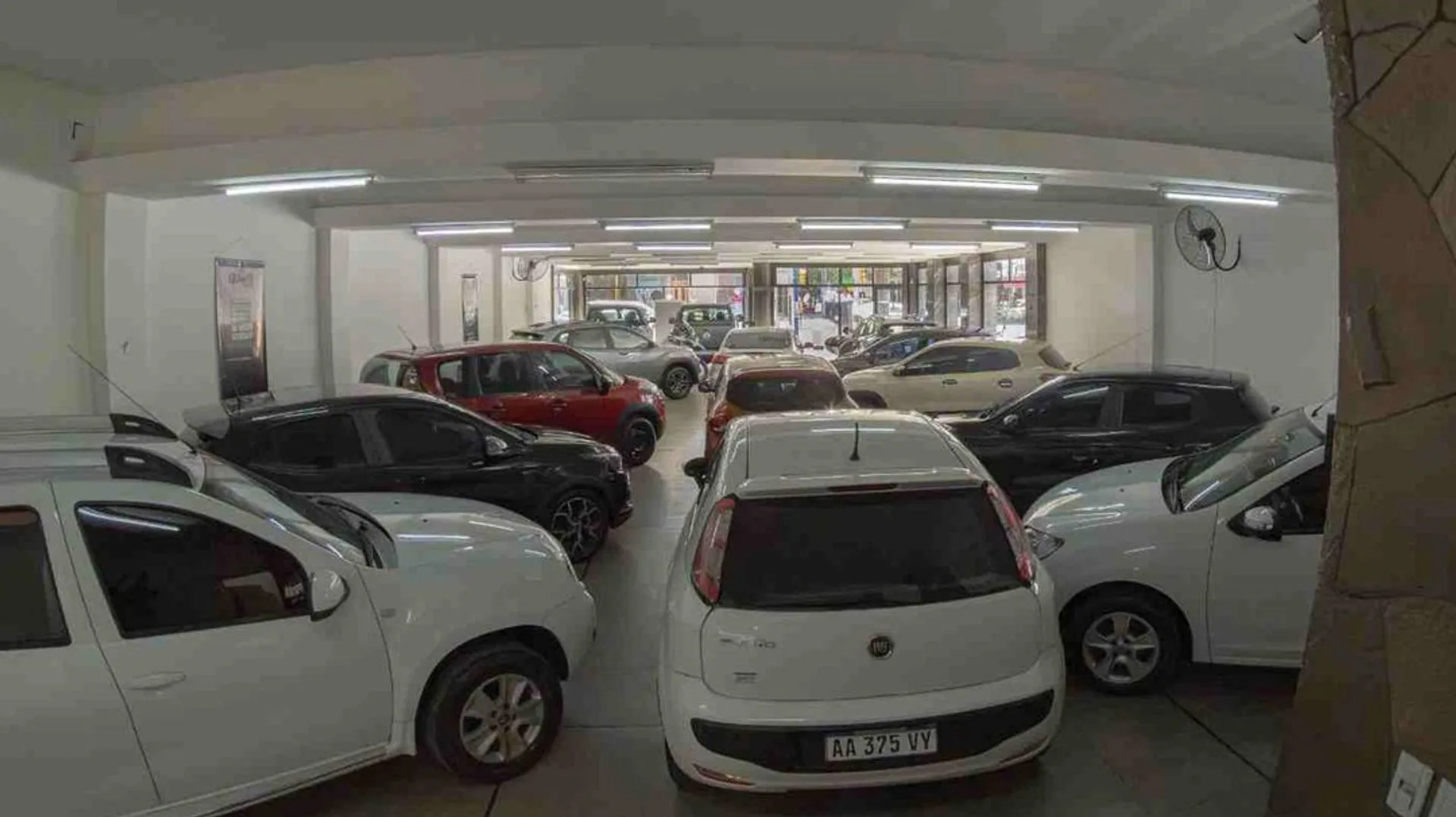 VENDE LOCAL COMERCIAL GODOY CRUZ CALLE SAN MARTIN foto 3