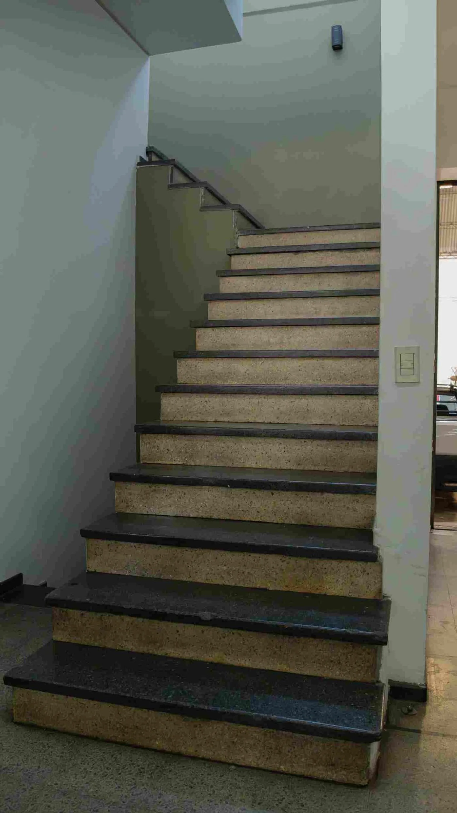 VENDE LOCAL COMERCIAL GODOY CRUZ CALLE SAN MARTIN foto 5