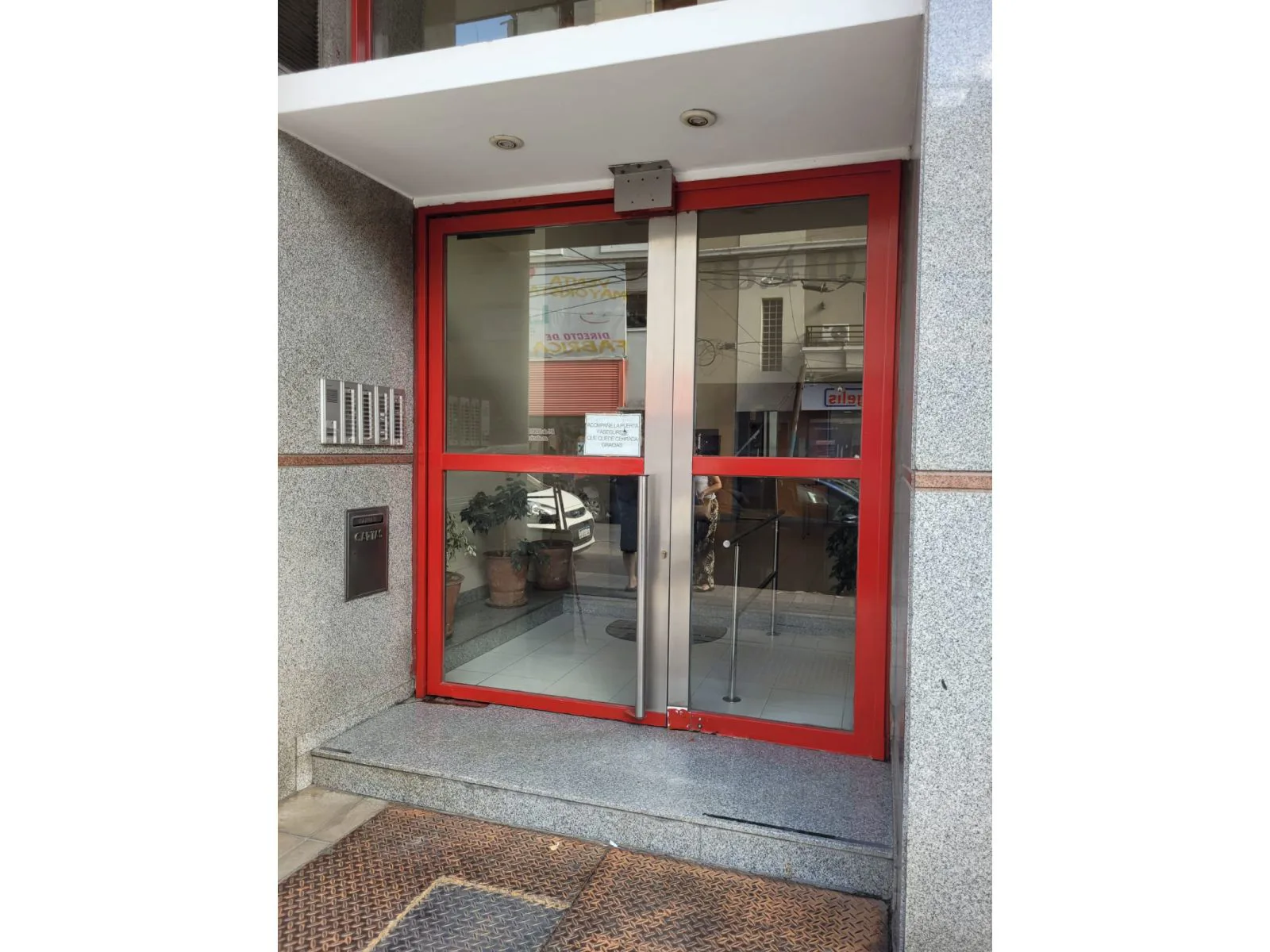 Departamento en Venta 5 Ambientes en Morón centro. foto 2