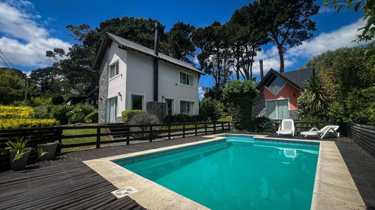 Casas 3 y 2 amb Sierra de los Padres parque pileta