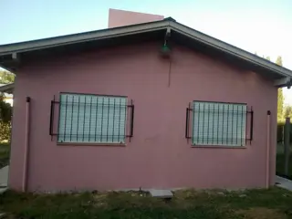 CASA EN ALQUILER EN PILAR , VILLA ROSA.- foto 1