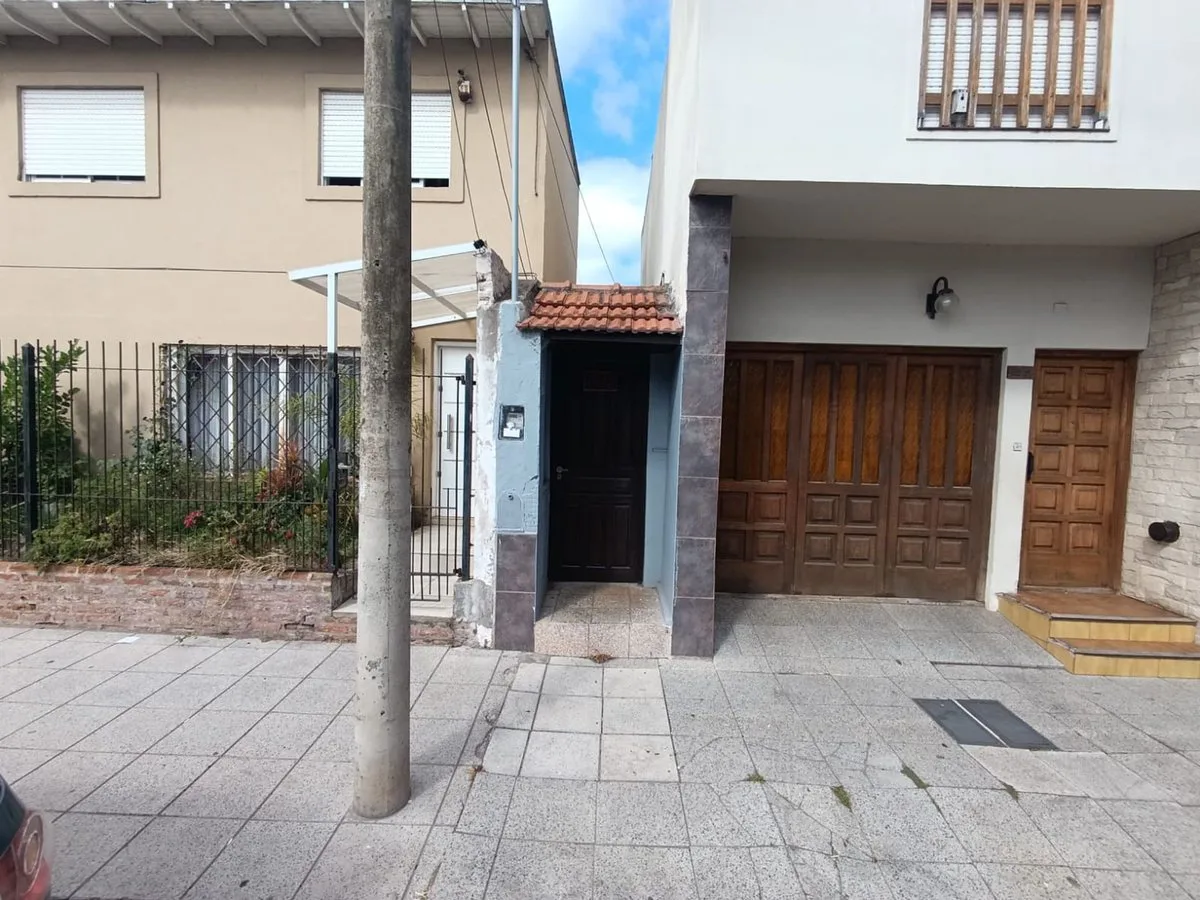 Venta Ph 3 ambientes en Nueva Pompeya con Patio foto 2