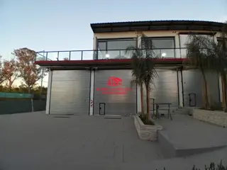 LOCAL A ESTRENAR . COMPLEJO DINO . MANZANARES foto 5