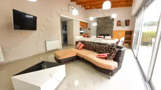SUPREMA CATEGORIA EN MONTE HERMOSO DEL ESTE, TRES DORMITORIOS EN SUITE, DETALLES CONSTRUCTIVOS DE LUJO, AMPLITUD Y FUNCIONALIDAD PARA DELEITARSE foto 4