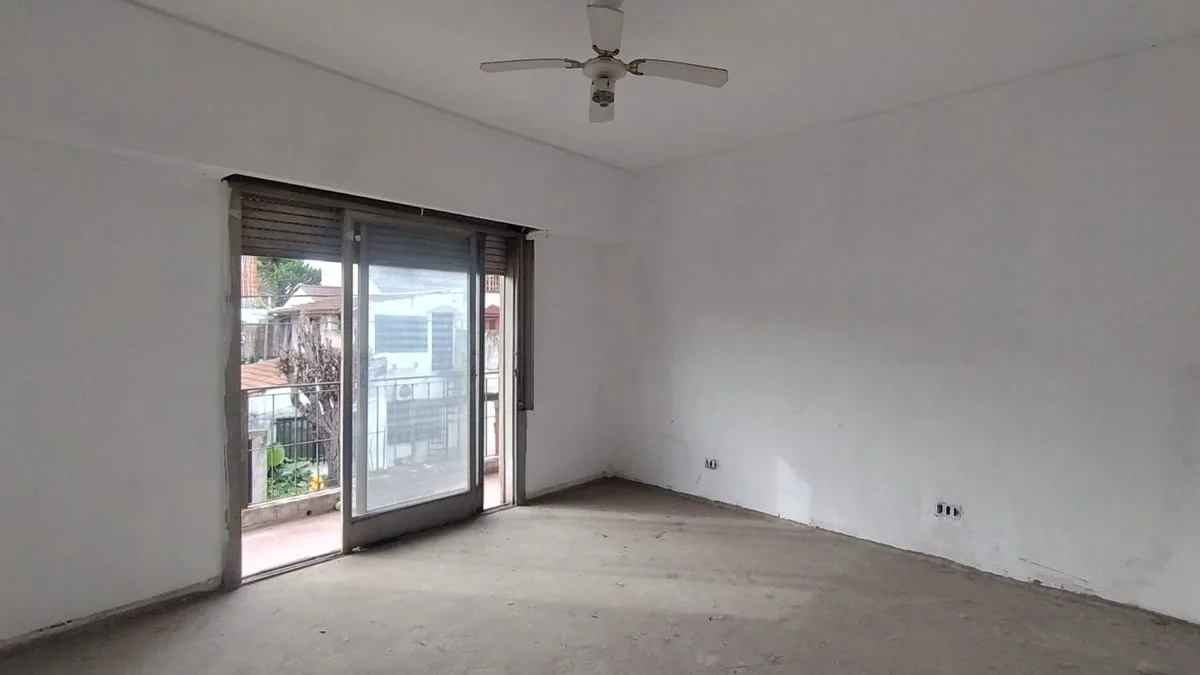 VENTA DE DEPARTAMENTO DE 3 AMBIENTES  RAMOS MEJIA foto 4