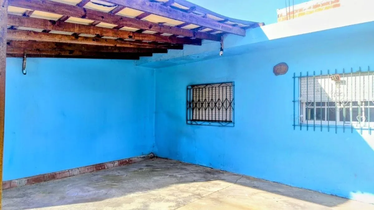 CASA 3 AMBIENTES VENTA JOSE MARMOL foto 3