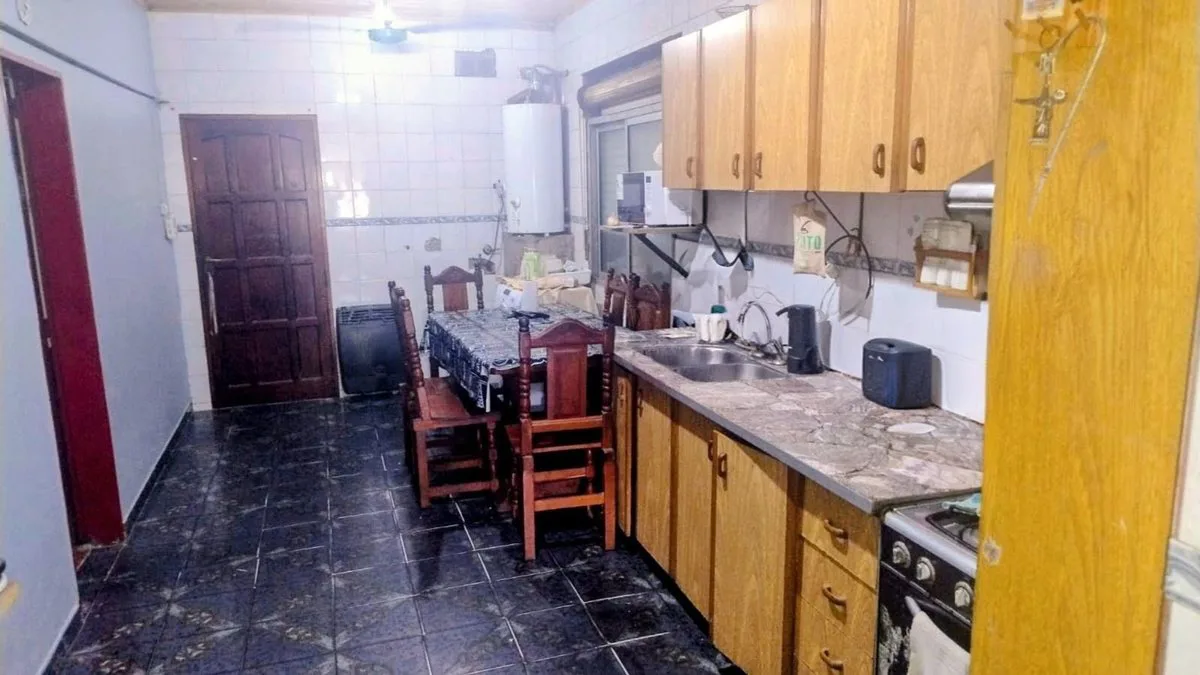 CASA 3 AMBIENTES VENTA JOSE MARMOL foto 5