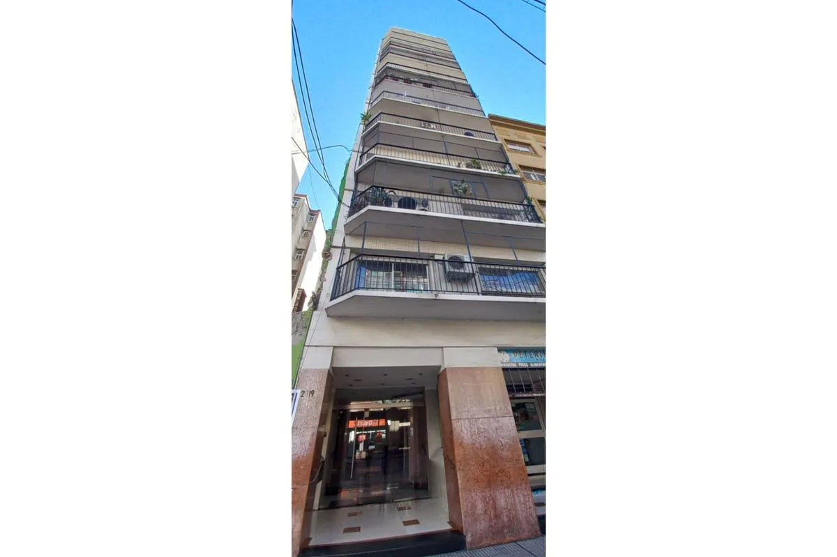 VENTA DPTO 2 AMB. EN BALVANERA , APTO PROFESIONAL foto 3