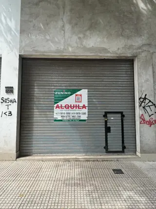 Excelente local con muy buena ubicación foto 2