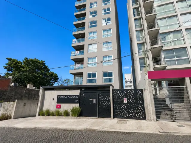 VENTA DEPTO CENTRICO 2 HAB COCHERA