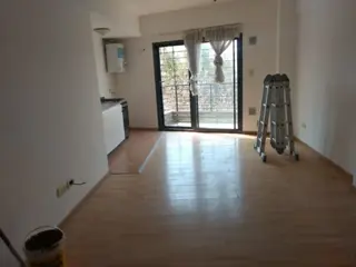 se alquila excelente departamento en duplex con dos balcones foto 5