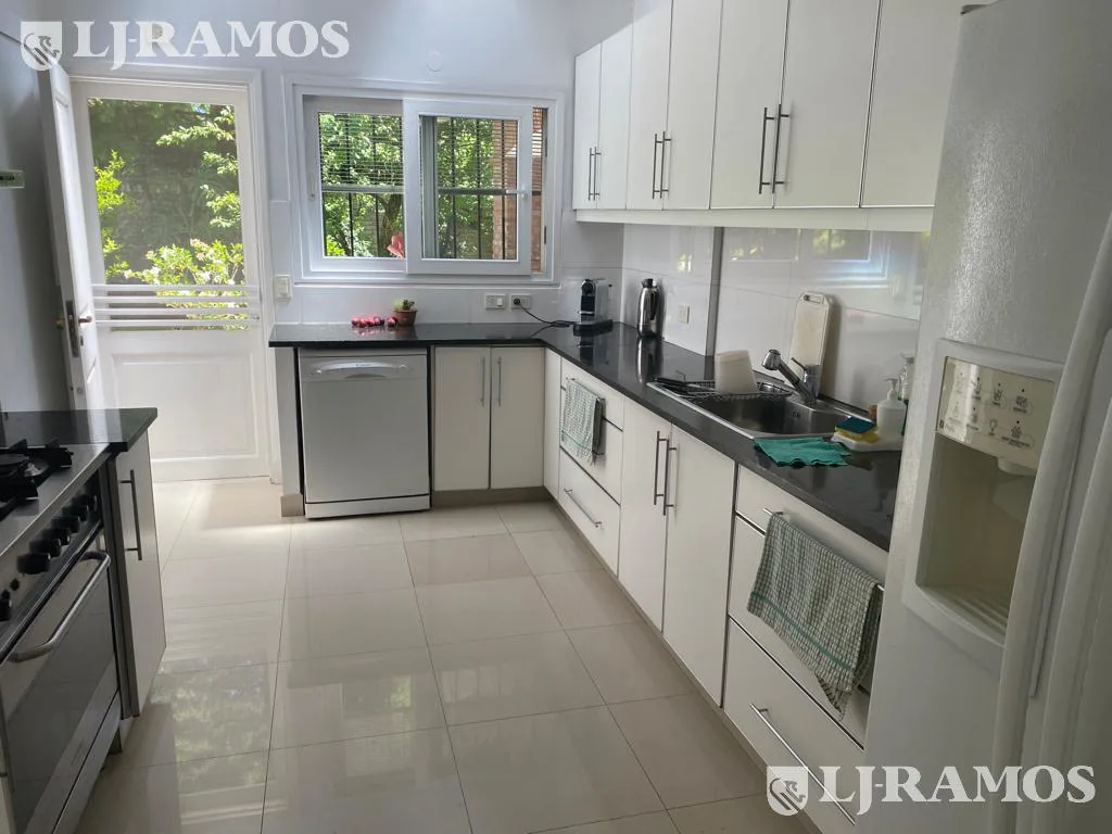 ESPECTACULAR CASA EN VENTA EN LA MEJOR ZONA DE LA HORQUETA foto 5
