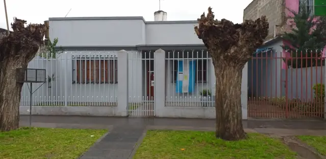 casa 3 amb con jardín y cochera - Billinghurst - San Martín