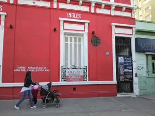 CASA ANTIGUA EN ALQUILER PARA COMERCIO foto 1