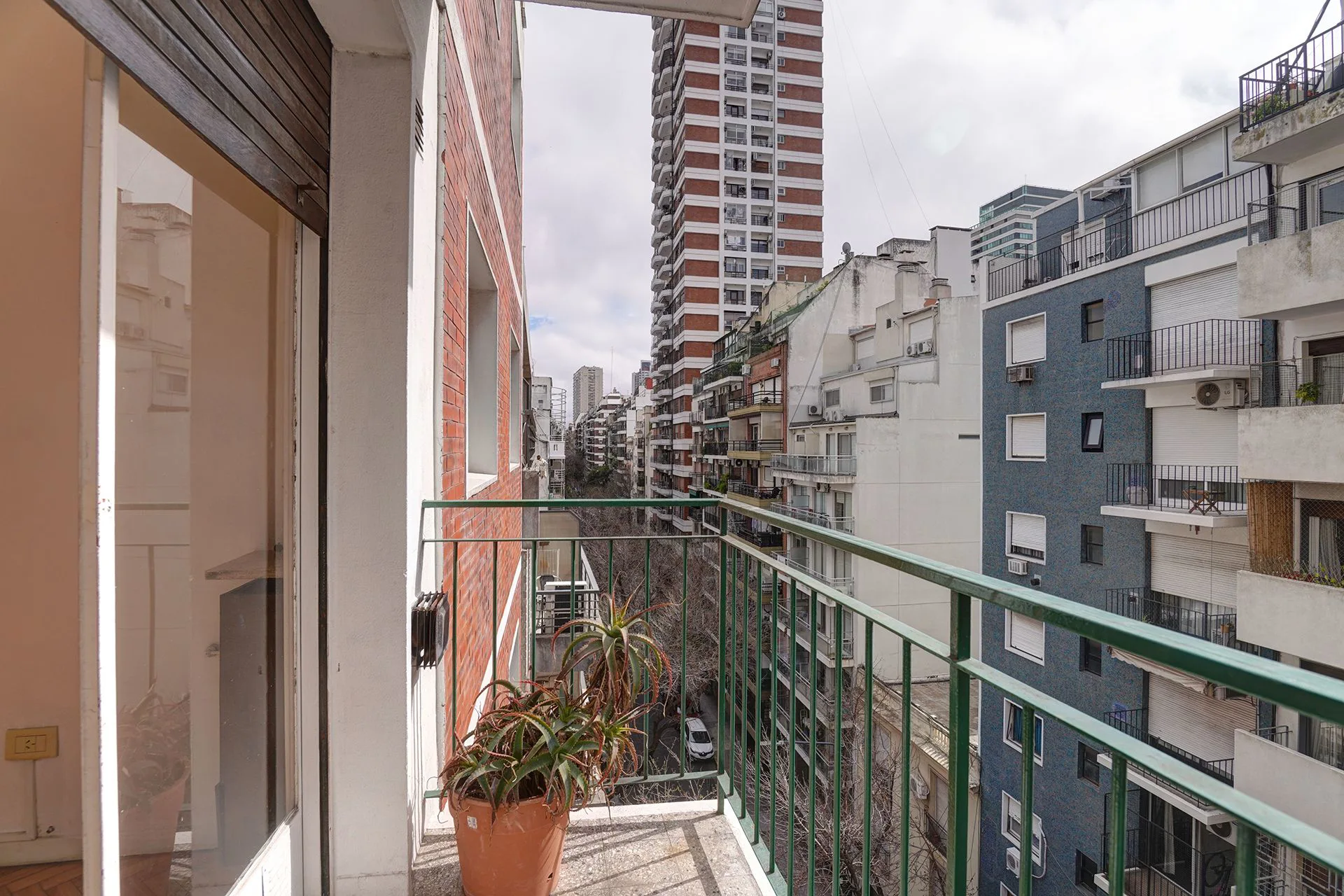 ALQUILER DEPARTAMENTO 3 AMBIENTES BALCON RECOLETA foto 2