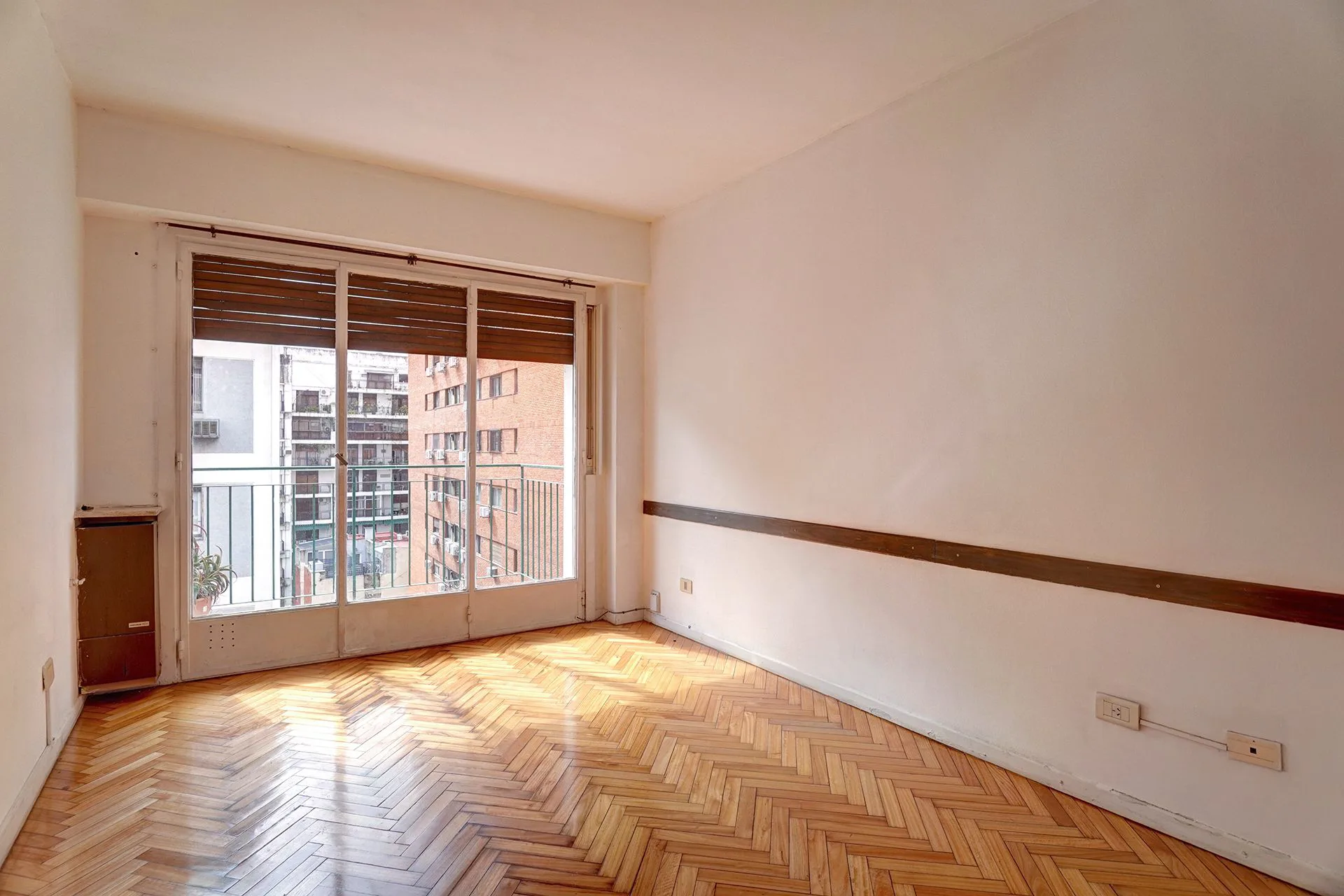 ALQUILER DEPARTAMENTO 3 AMBIENTES BALCON RECOLETA foto 3