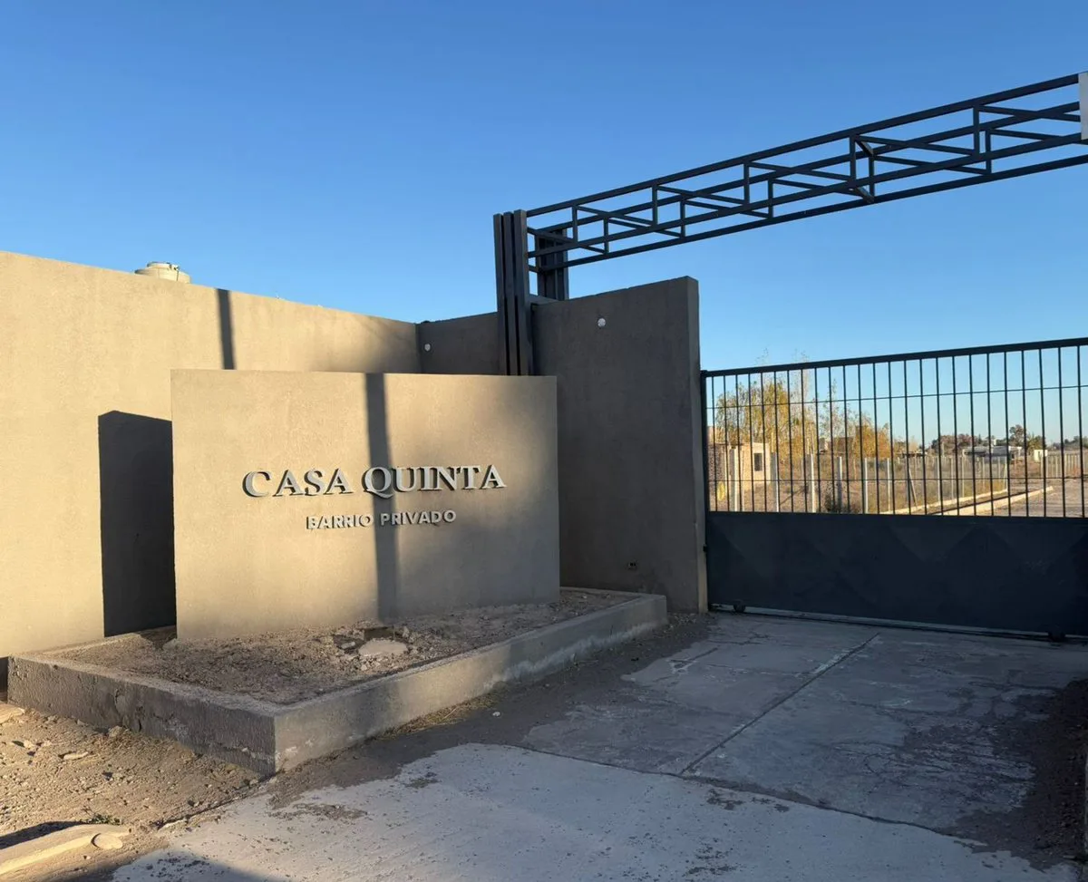Casa Apta Crédito. Barrio Casa Quinta. Santa Lucia foto 2