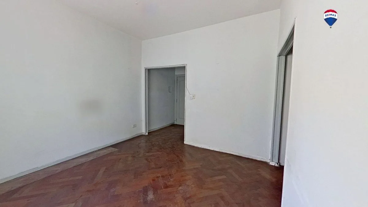 VENTA PH 2 AMBIENTES 1 PISO POR ESCALERA ALMAGRO foto 3