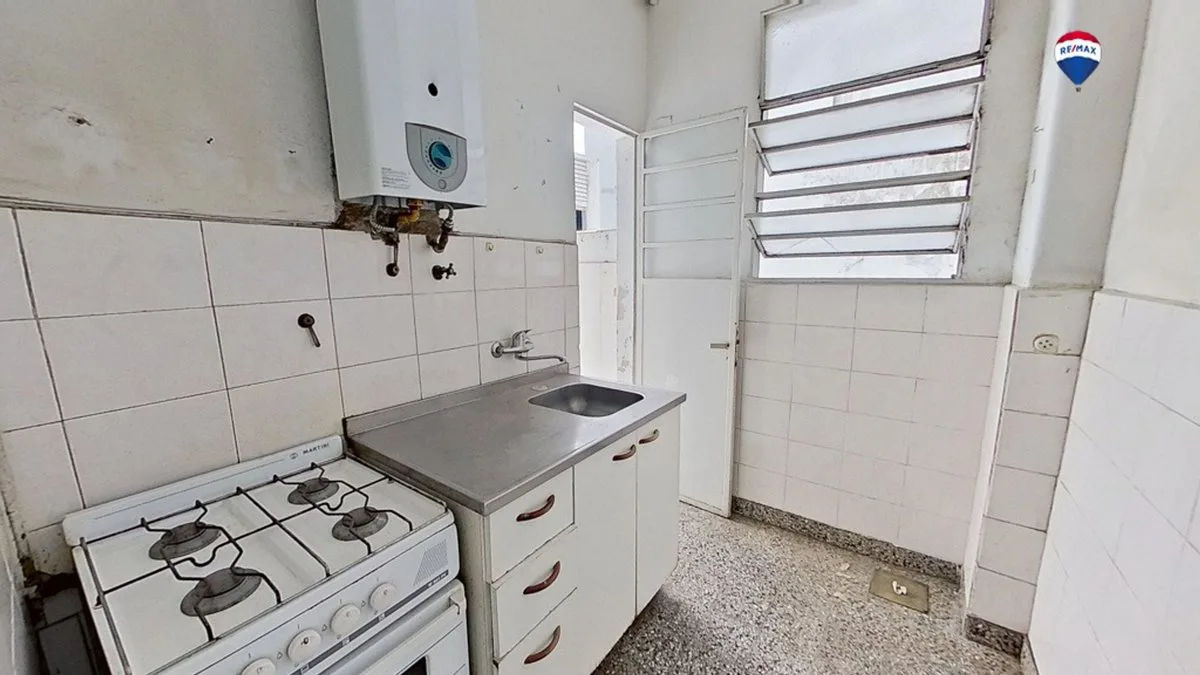 VENTA PH 2 AMBIENTES 1 PISO POR ESCALERA ALMAGRO foto 5